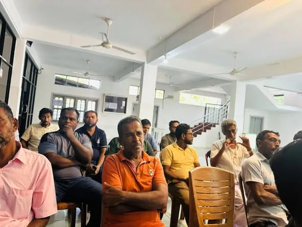 இன்று அஸர் தொழுகையின் பிற்பாடு மர்கஸ் பள்ளியில் நடைபெற்ற முக்கியமான Praja Police திடீர் கூட்டம்